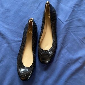Ann Taylor flats
